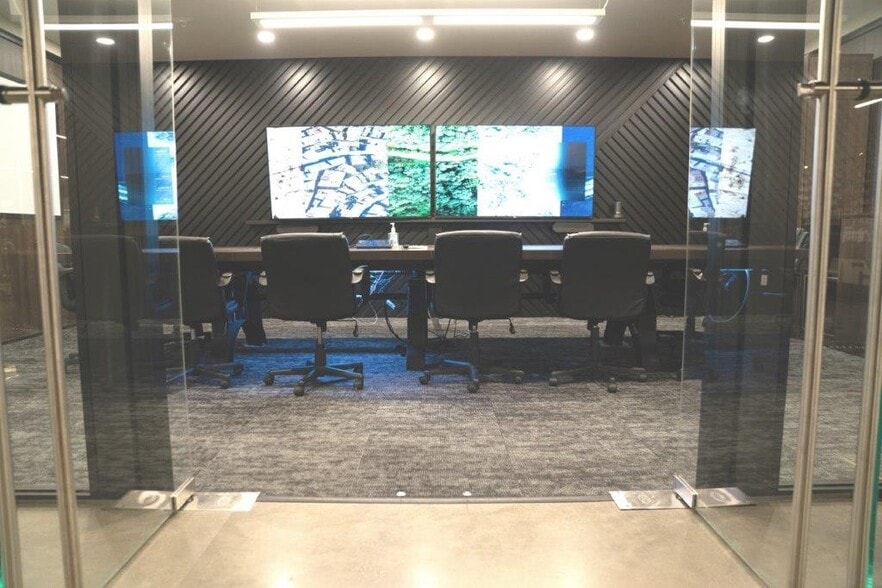 2818 N Sullivan Rd, Spokane Valley, WA for lease - Interior Photo - Image 3 of 4