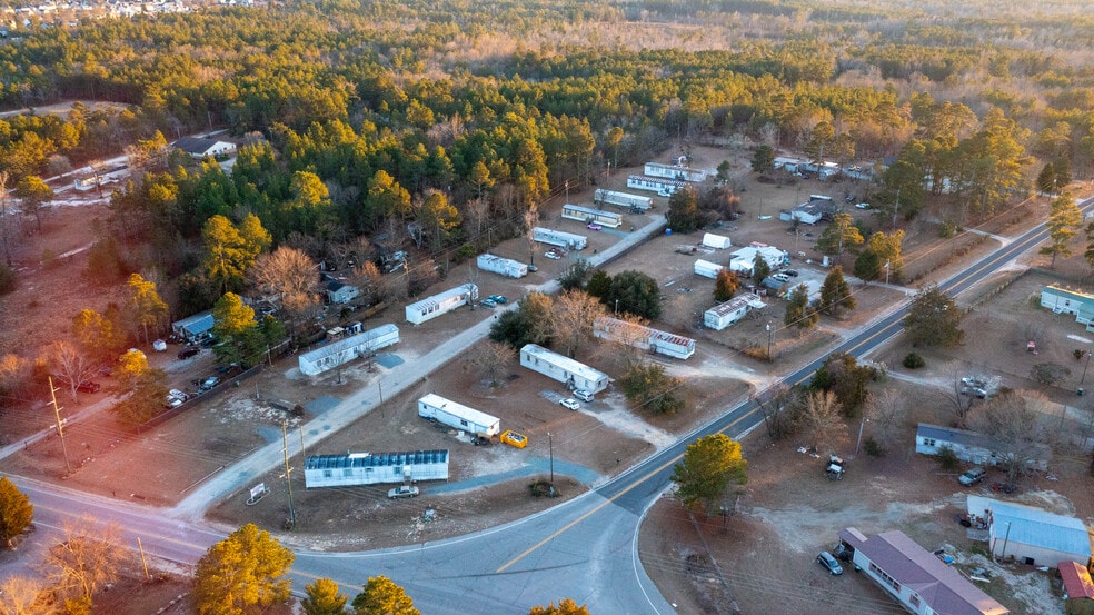 145 Eunice Ln, Cameron, NC for sale - Building Photo - Image 2 of 8