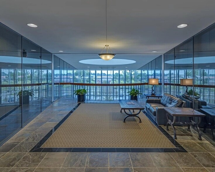 7915 FM-1960 W, Houston, TX for lease - Interior Photo - Image 3 of 6