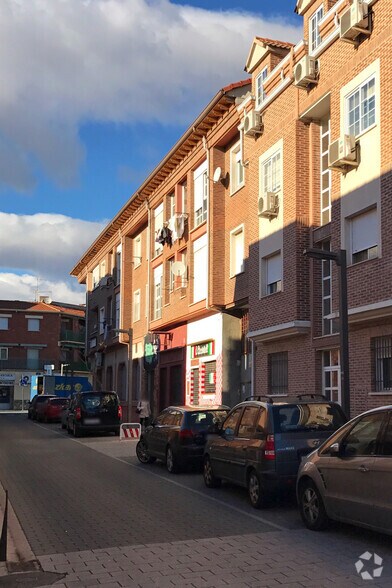 Calle Postas, 2, Azuqueca de Henares, Guadalajara for sale - Building Photo - Image 2 of 2