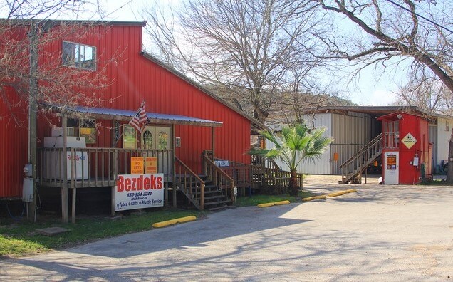 7308 River Rd, New Braunfels, TX for sale - Primary Photo - Image 1 of 1