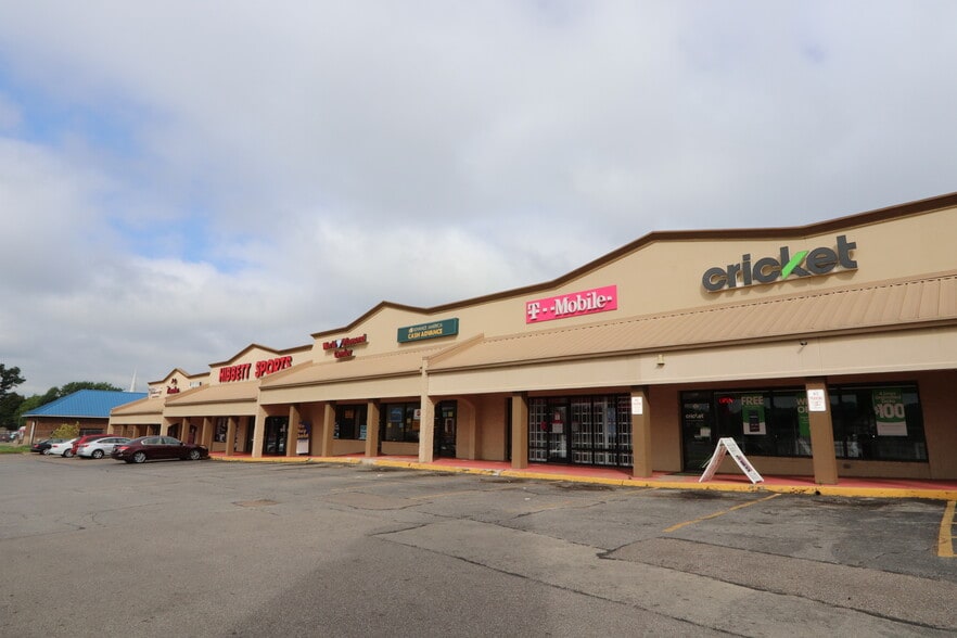 3425-3473 Austin Peay Hwy, Memphis, TN for lease - Building Photo - Image 3 of 7