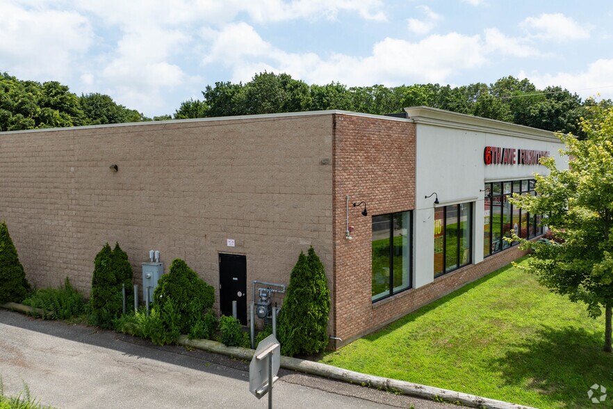 2145 Rt 112, Medford, NY for sale - Building Photo - Image 3 of 5