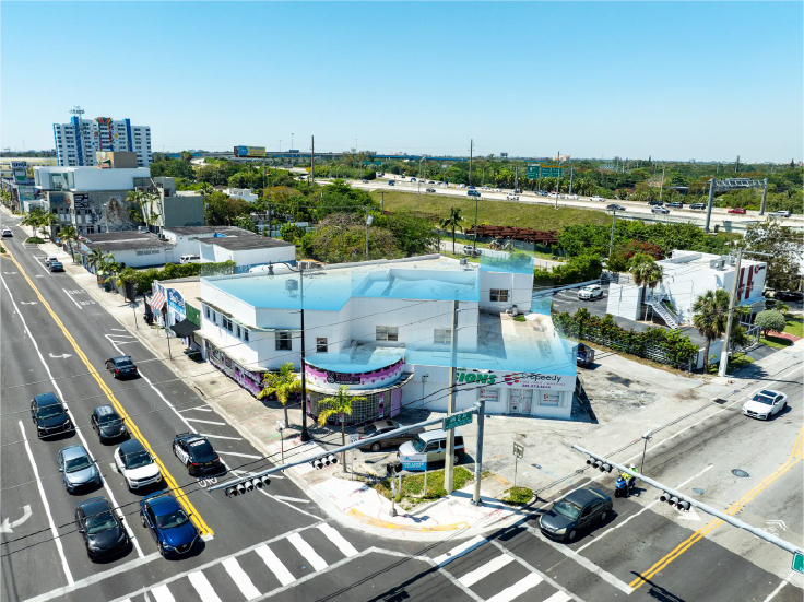 203 NW 36th St, Miami, FL for lease - Building Photo - Image 1 of 15