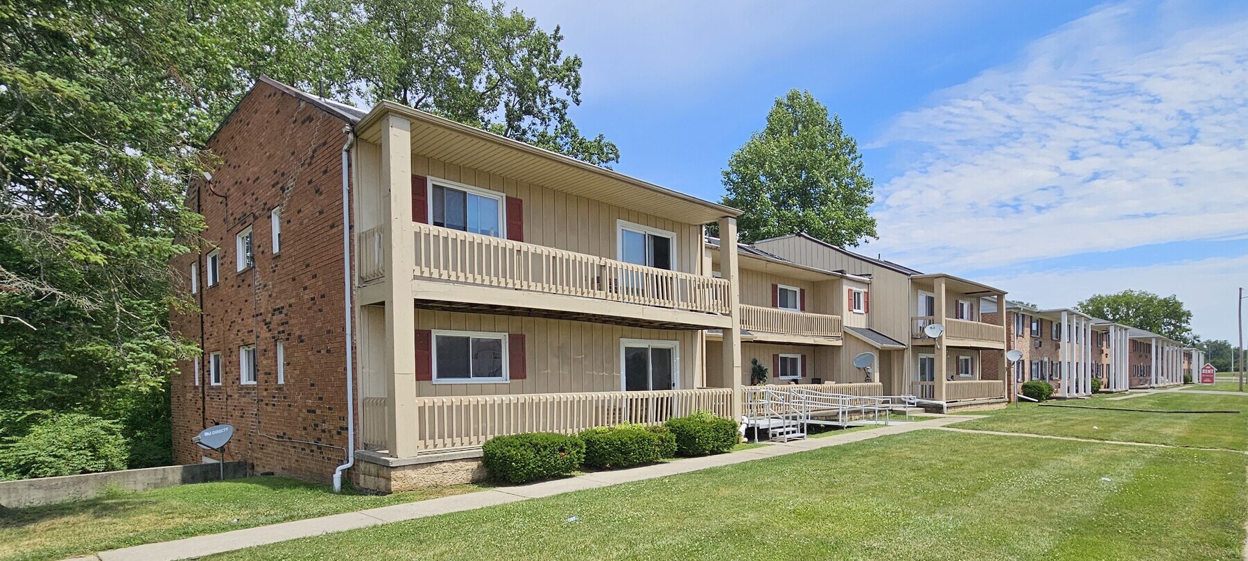 Arlington Apartments Toledo, OH for Sale