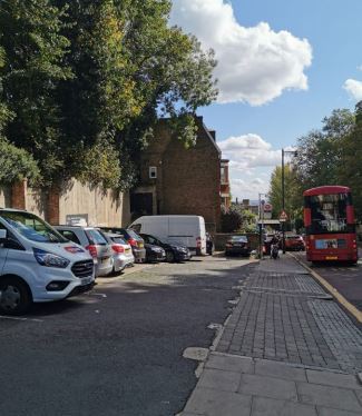 90 Highgate Hl, London for sale Primary Photo- Image 1 of 1