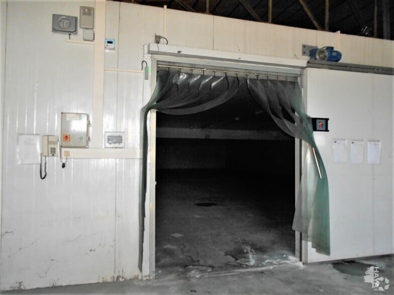Industrial in Yunquera de Henares, Guadalajara for sale - Building Photo - Image 3 of 5