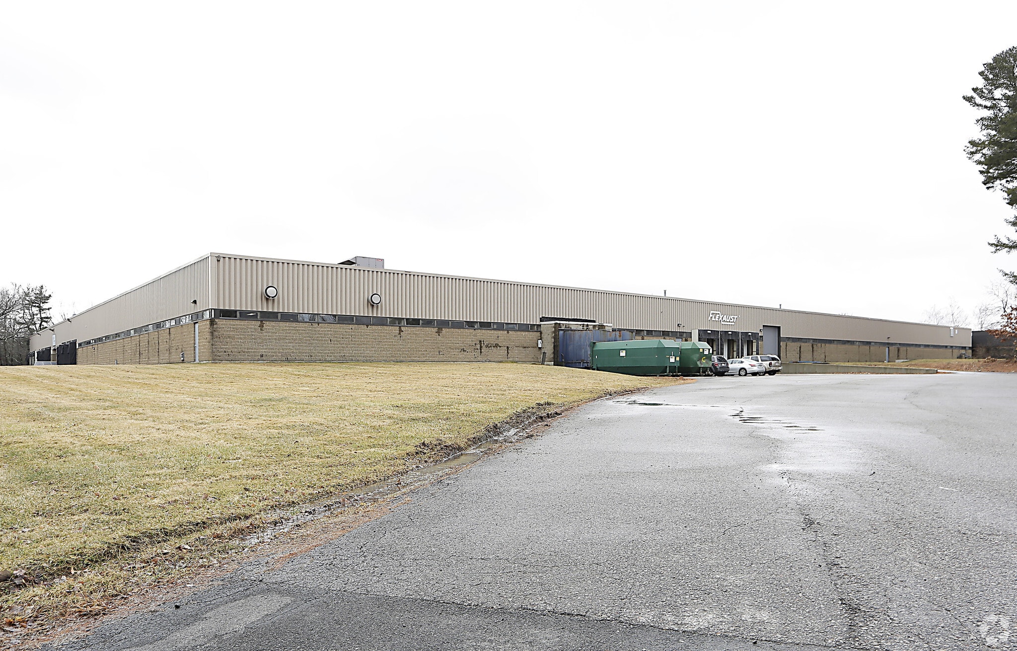10 Industrial Way, Amesbury, MA for sale Primary Photo- Image 1 of 1