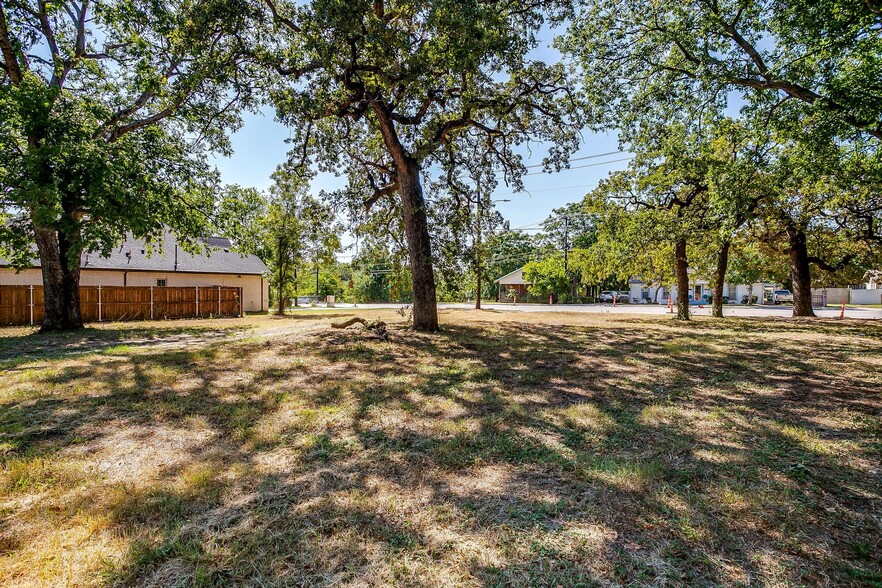 4009 E 1st St, Fort Worth, TX for sale - Building Photo - Image 2 of 12