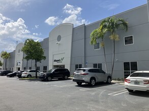 10811-11199 NW 122nd St, Medley, FL for lease Building Photo- Image 1 of 3