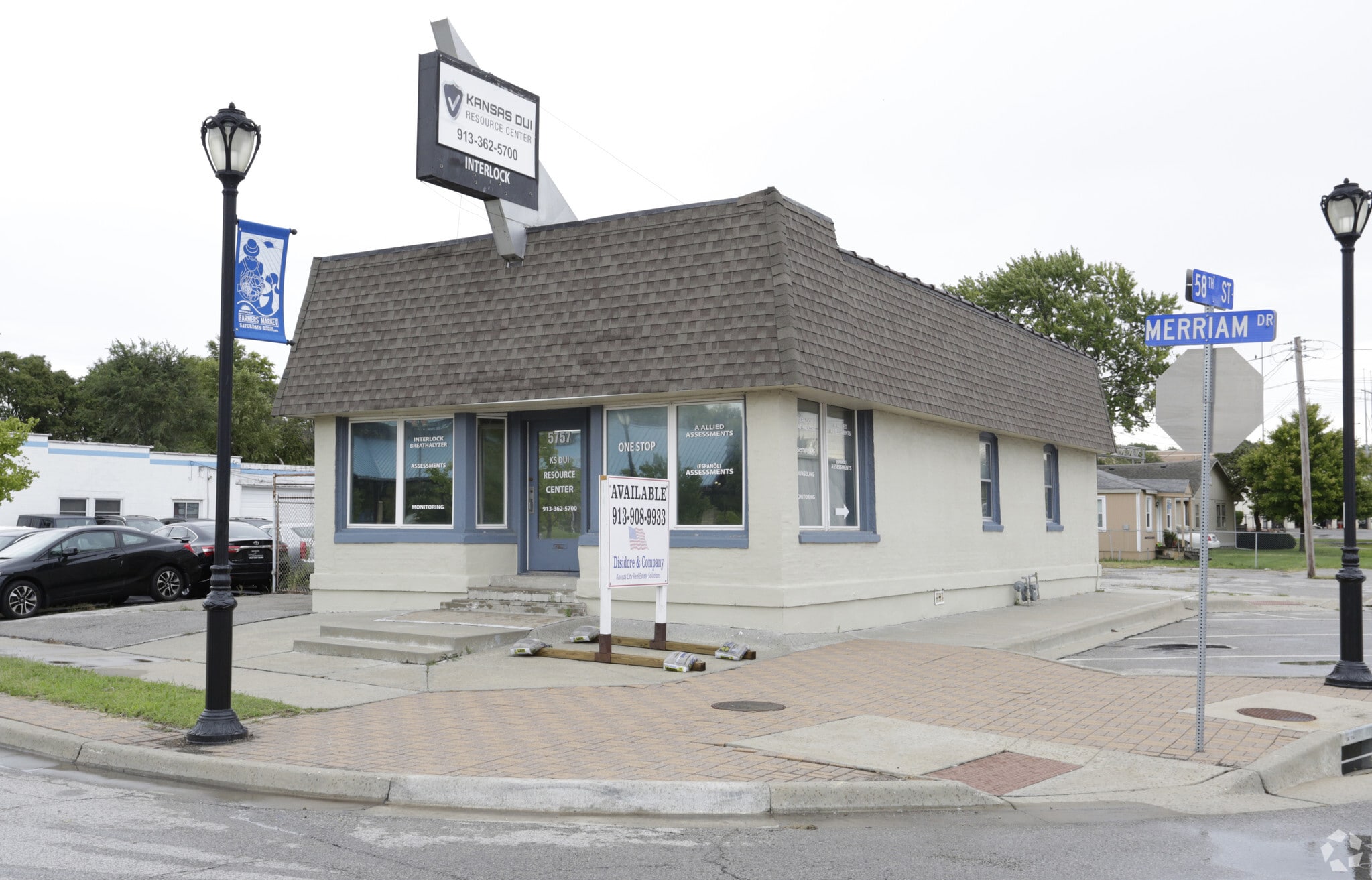 5757 Merriam Dr, Merriam, KS 66203