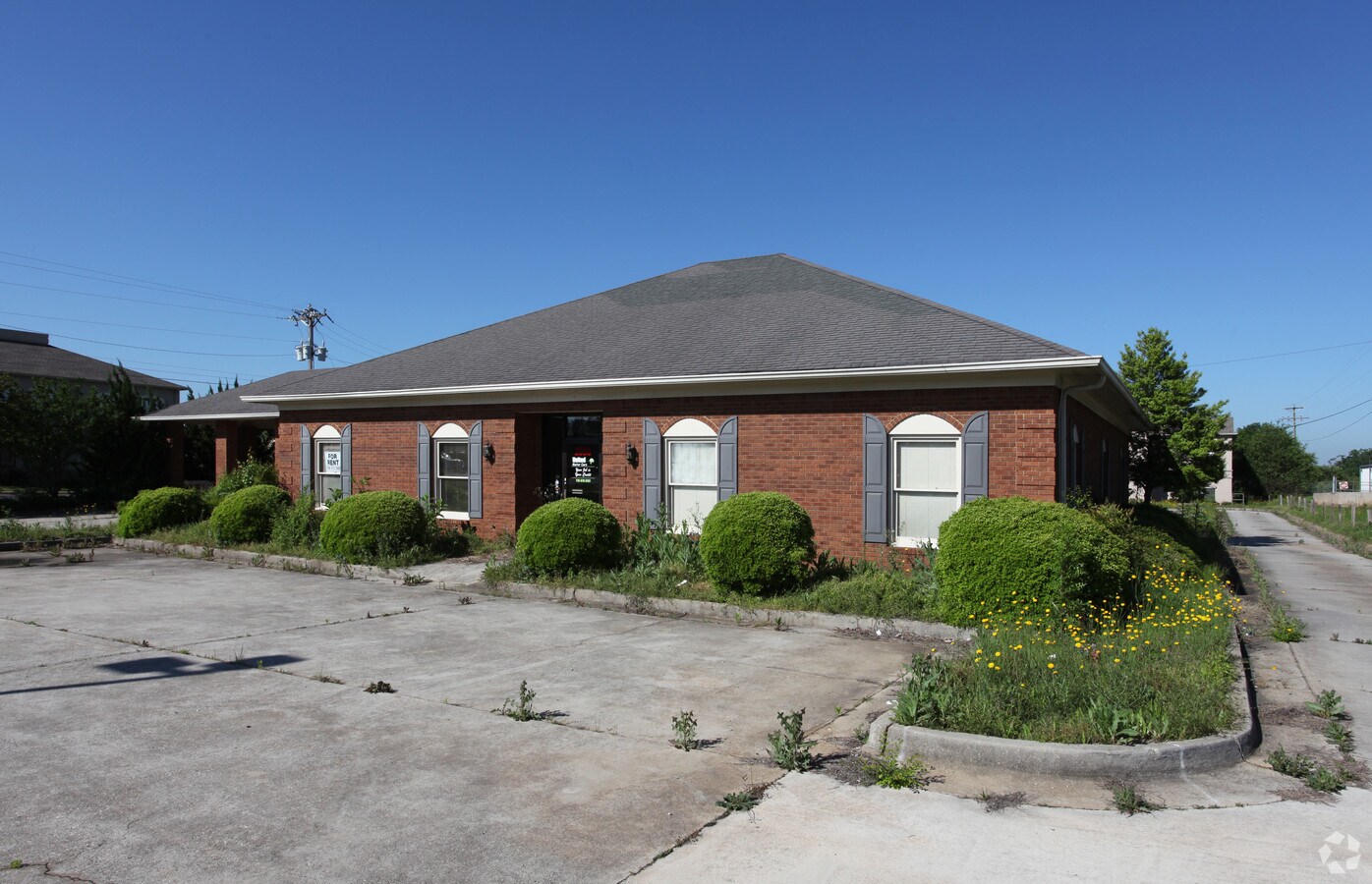 2355 Salem Rd, Covington, GA 30013