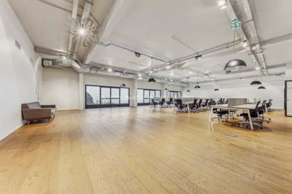 6 Bis Rue Jean Macé, Paris for lease Interior Photo- Image 1 of 4