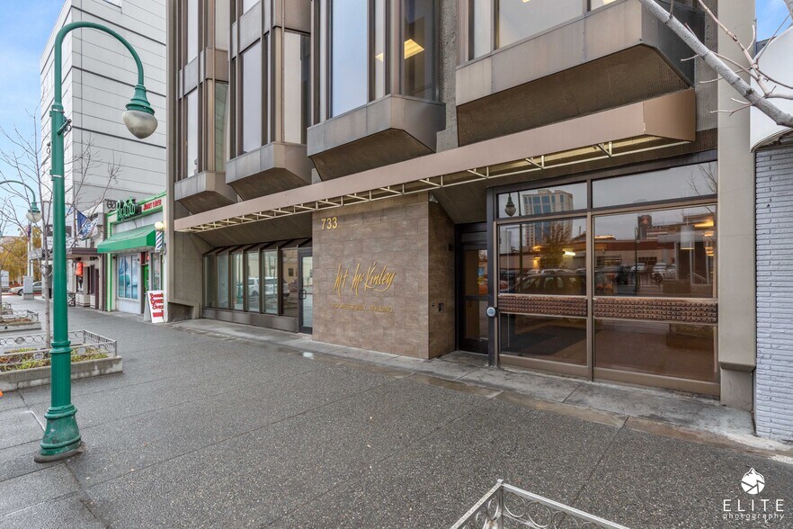 733 W 4th Ave, Anchorage, AK for sale - Building Photo - Image 1 of 1