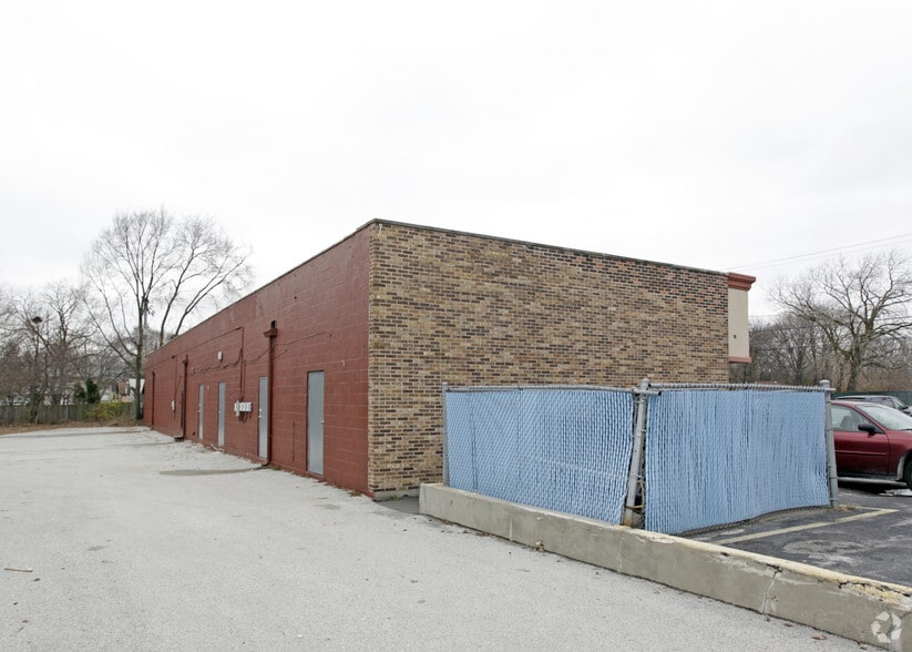 4815 155th St, Oak Forest, IL for lease - Building Photo - Image 3 of 3