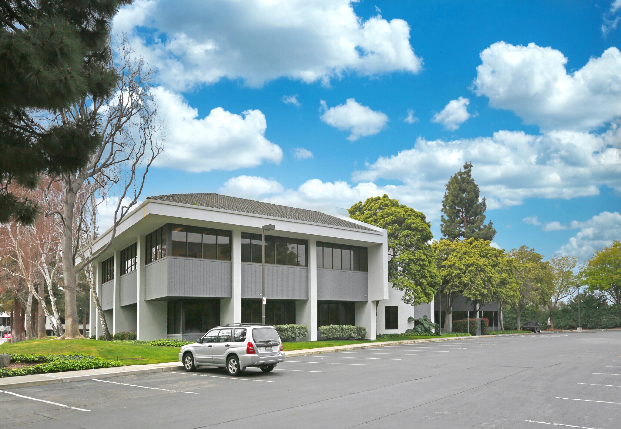 3211 Scott Blvd, Santa Clara, CA for lease Building Photo- Image 1 of 4