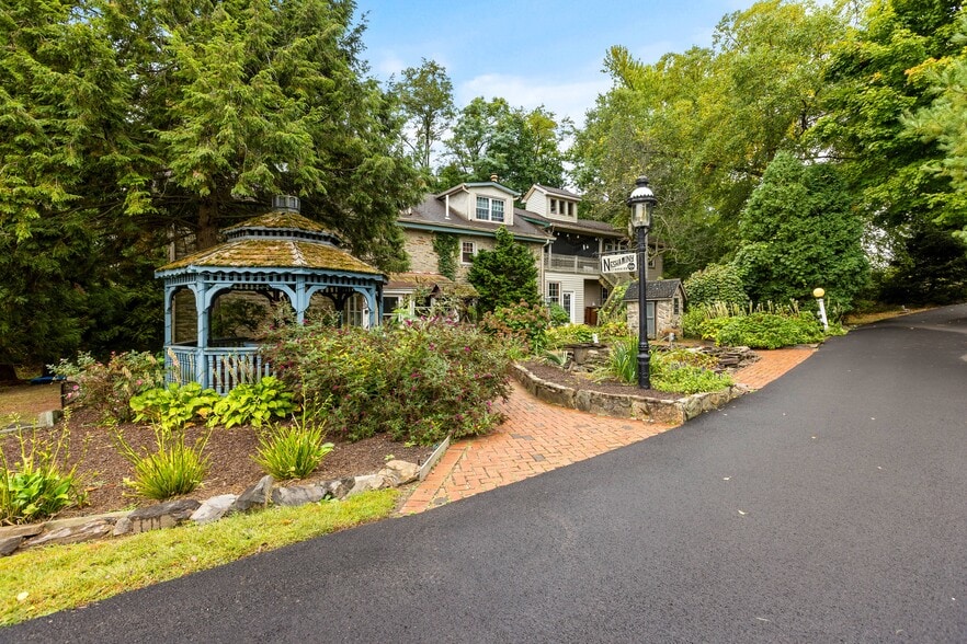 1057 Totem Rd, Bensalem, PA for sale - Building Photo - Image 2 of 2