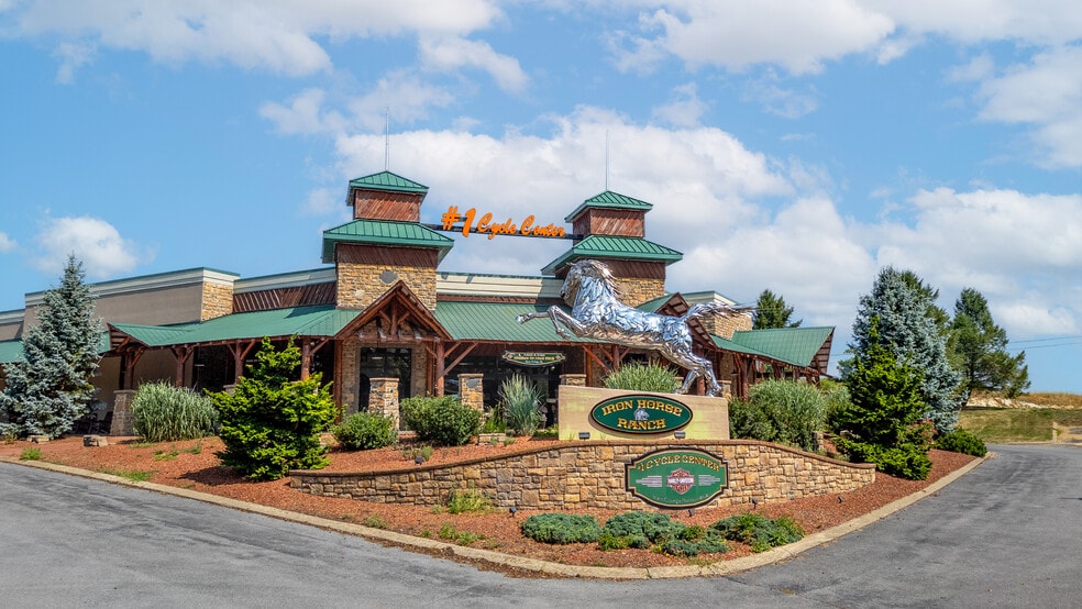 107 Yearicks Blvd, Centre Hall, PA for sale - Building Photo - Image 3 of 10