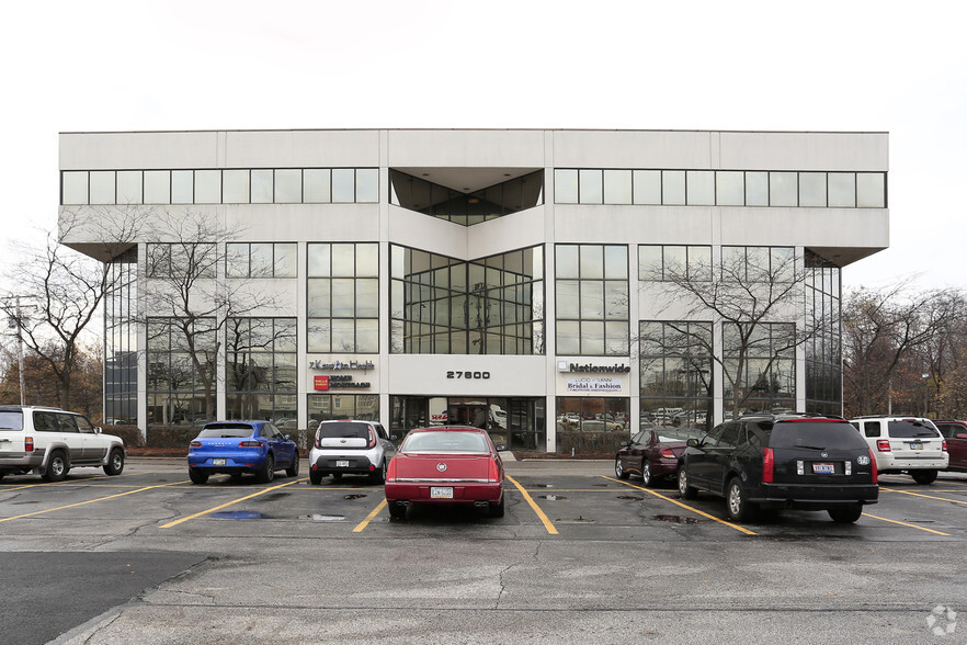 27600 Chagrin Blvd, Beachwood, OH for lease - Building Photo - Image 3 of 10