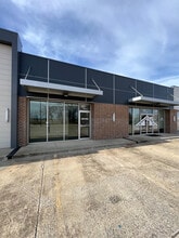 1395 E Henri De Tonti Blvd, Springdale, AR for lease Building Photo- Image 1 of 17