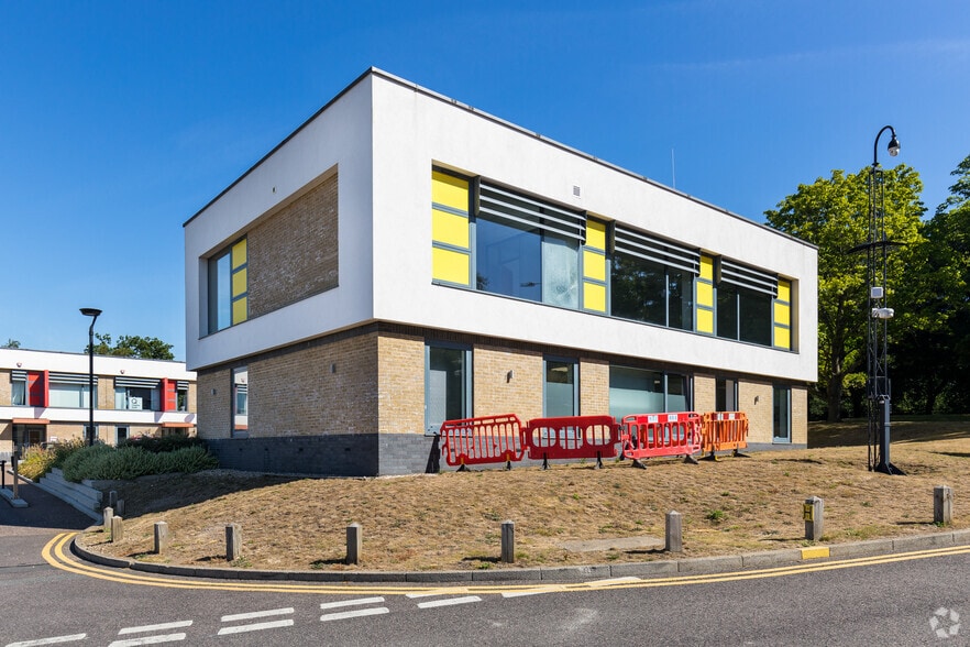 Nesfield Rd, Colchester for lease - Building Photo - Image 2 of 16