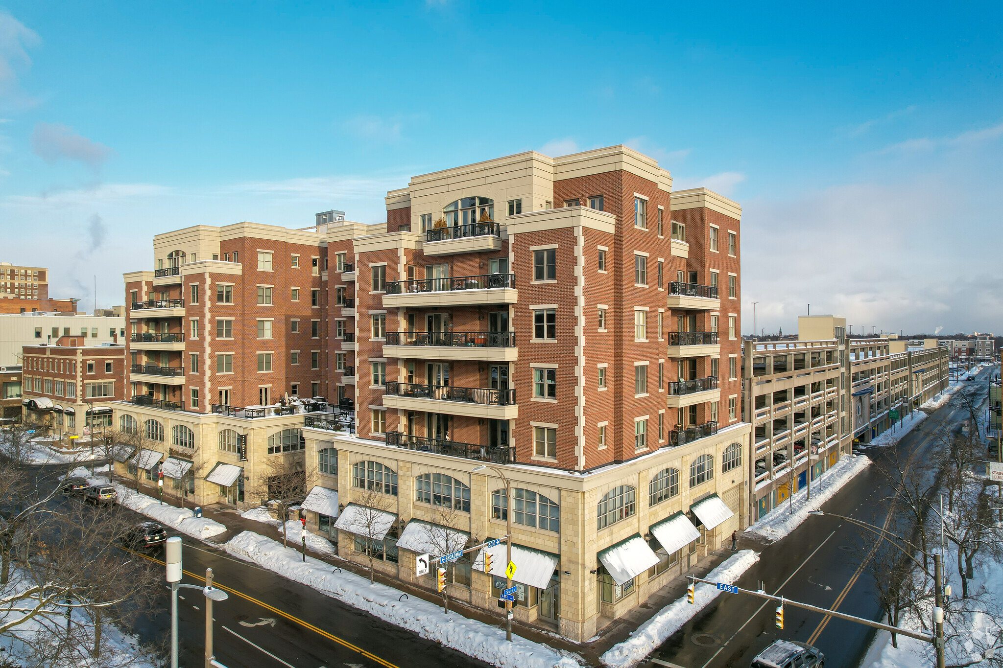 Downtown Office Condos - Rochester portfolio of 2 properties for sale on LoopNet.com Primary Photo- Image 1 of 8