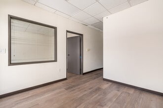 1504 Columbia Ave, Riverside, CA for lease Interior Photo- Image 2 of 23