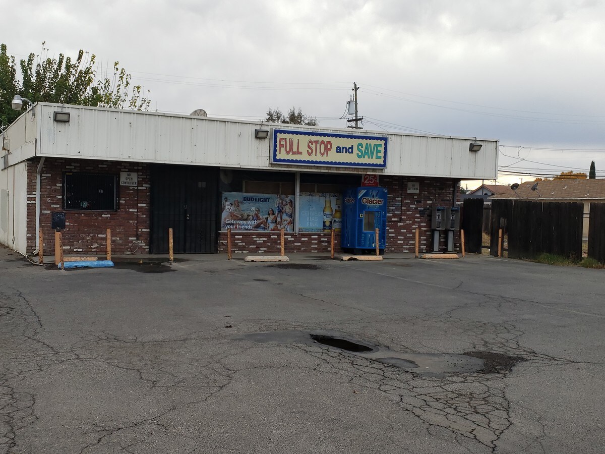 1301 Whitley Ave, Corcoran, CA 93212