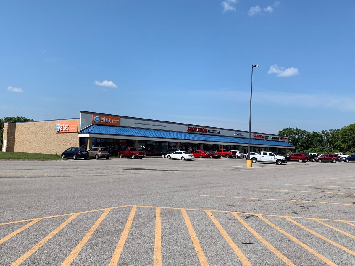 75 Walmart Plaza Dr, Monticello, KY 42633