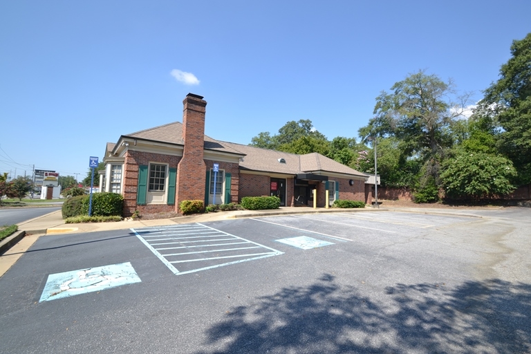 3813 Macon Rd, Columbus, GA 31907 - Office for Sale | LoopNet