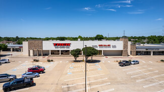 More details for 113-217 Harwood Rd, Hurst, TX - Retail for Lease