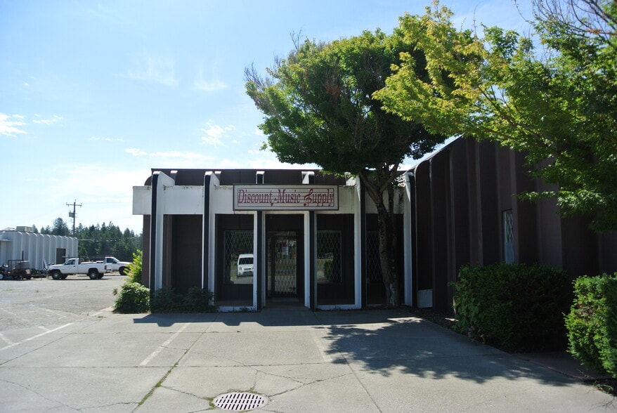 5380 E Seltice Way, Post Falls, ID for lease - Building Photo - Image 2 of 10