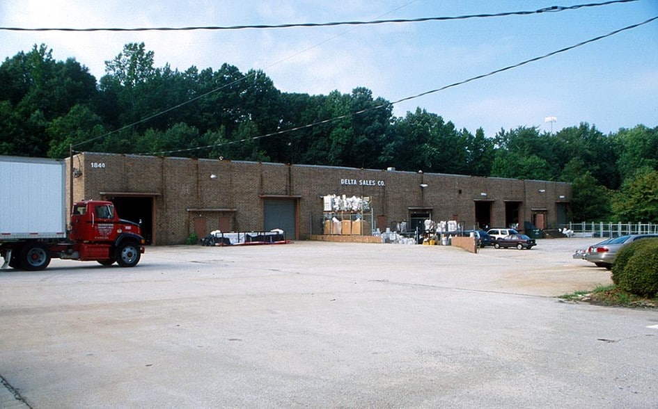 1840 Tucker Industrial Rd, Tucker, GA for lease - Building Photo - Image 2 of 8