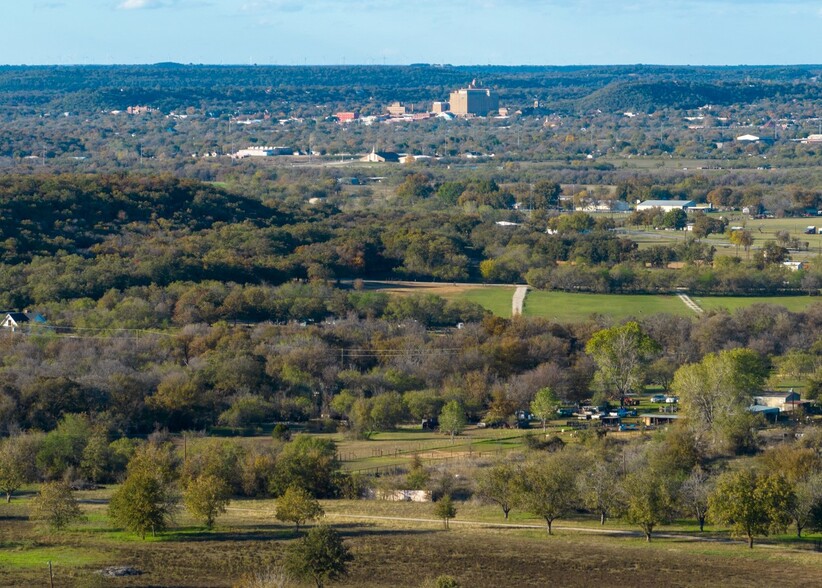 280 S Swanson Rd, Mineral Wells, TX for sale - Building Photo - Image 2 of 7