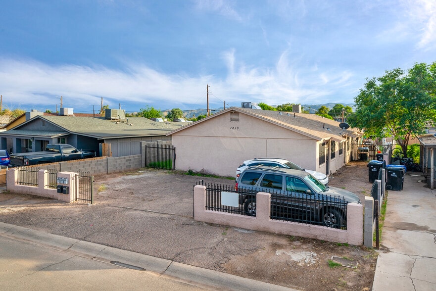1815 E Pueblo Ave, Phoenix, AZ for sale - Building Photo - Image 2 of 18