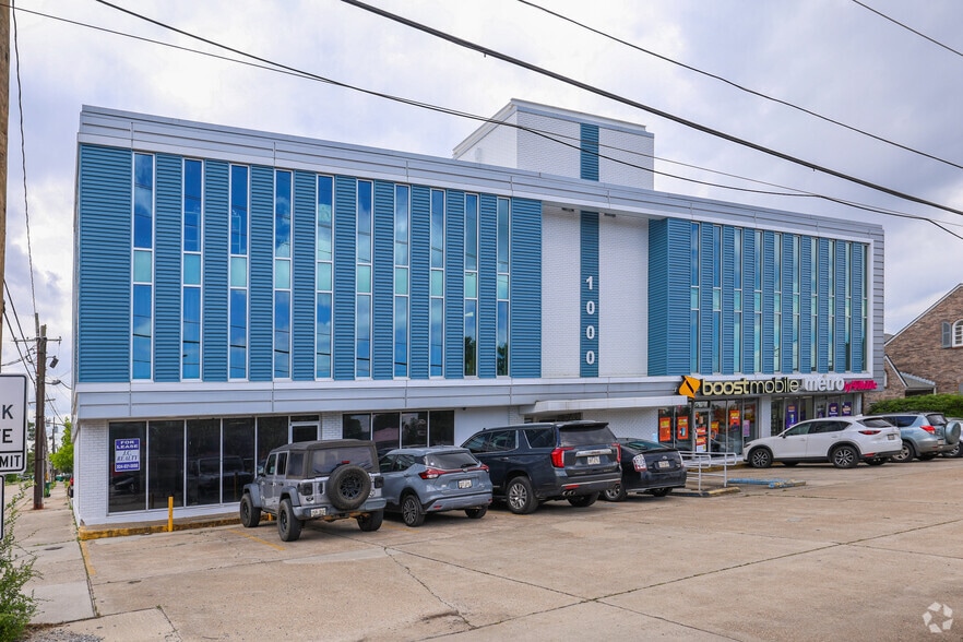 1000 Veterans Memorial Blvd, Metairie, LA for lease - Primary Photo - Image 1 of 6