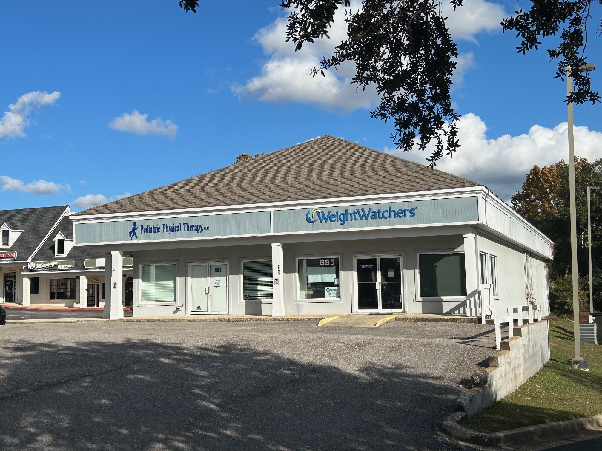 881 Hillcrest Rd, Mobile, AL for sale Building Photo- Image 1 of 1