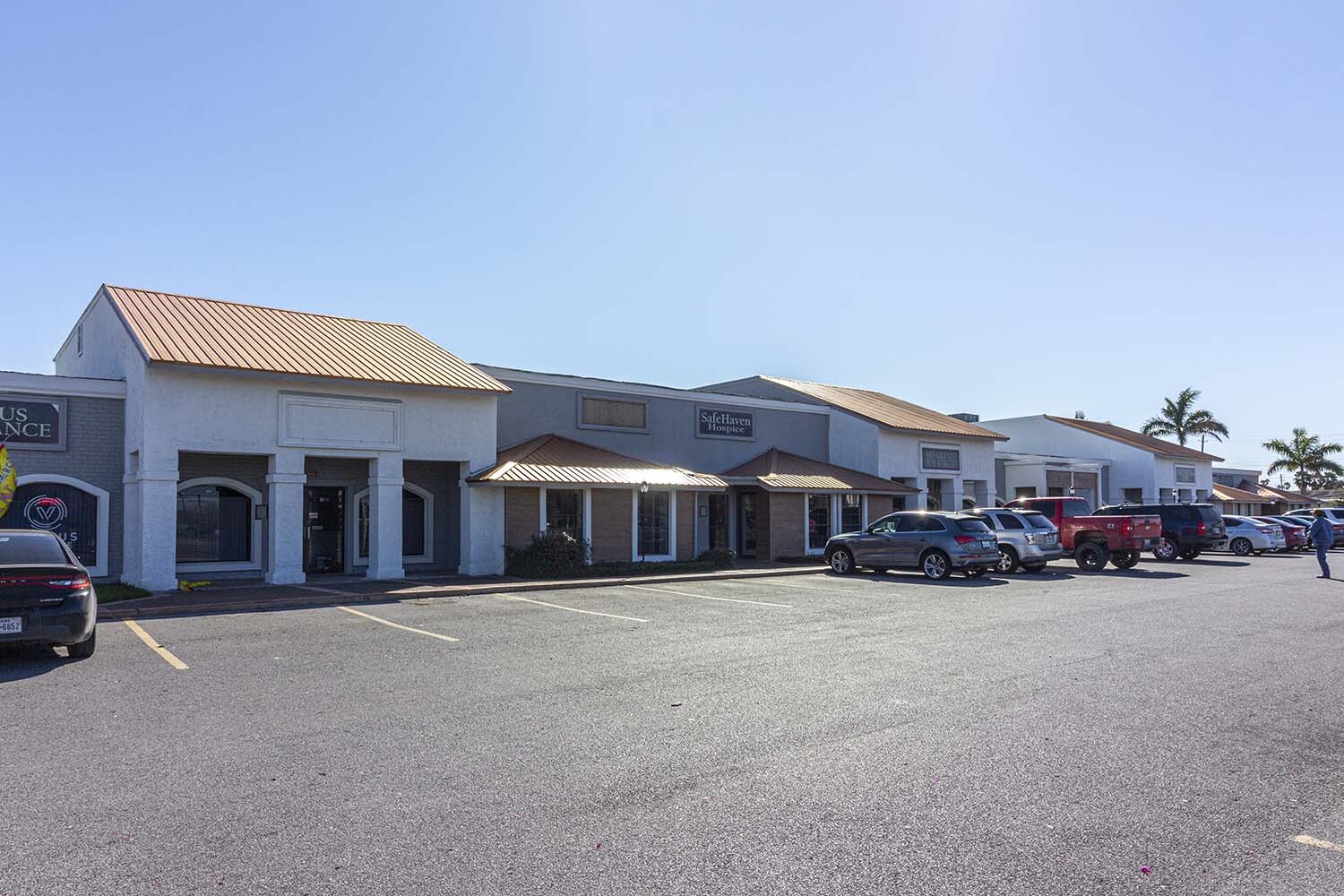 812-850 W Price Rd, Brownsville, TX for lease Building Photo- Image 1 of 16