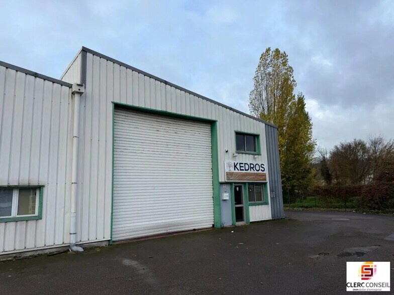 Flex in Le Petit-Quevilly for lease - Building Photo - Image 3 of 4