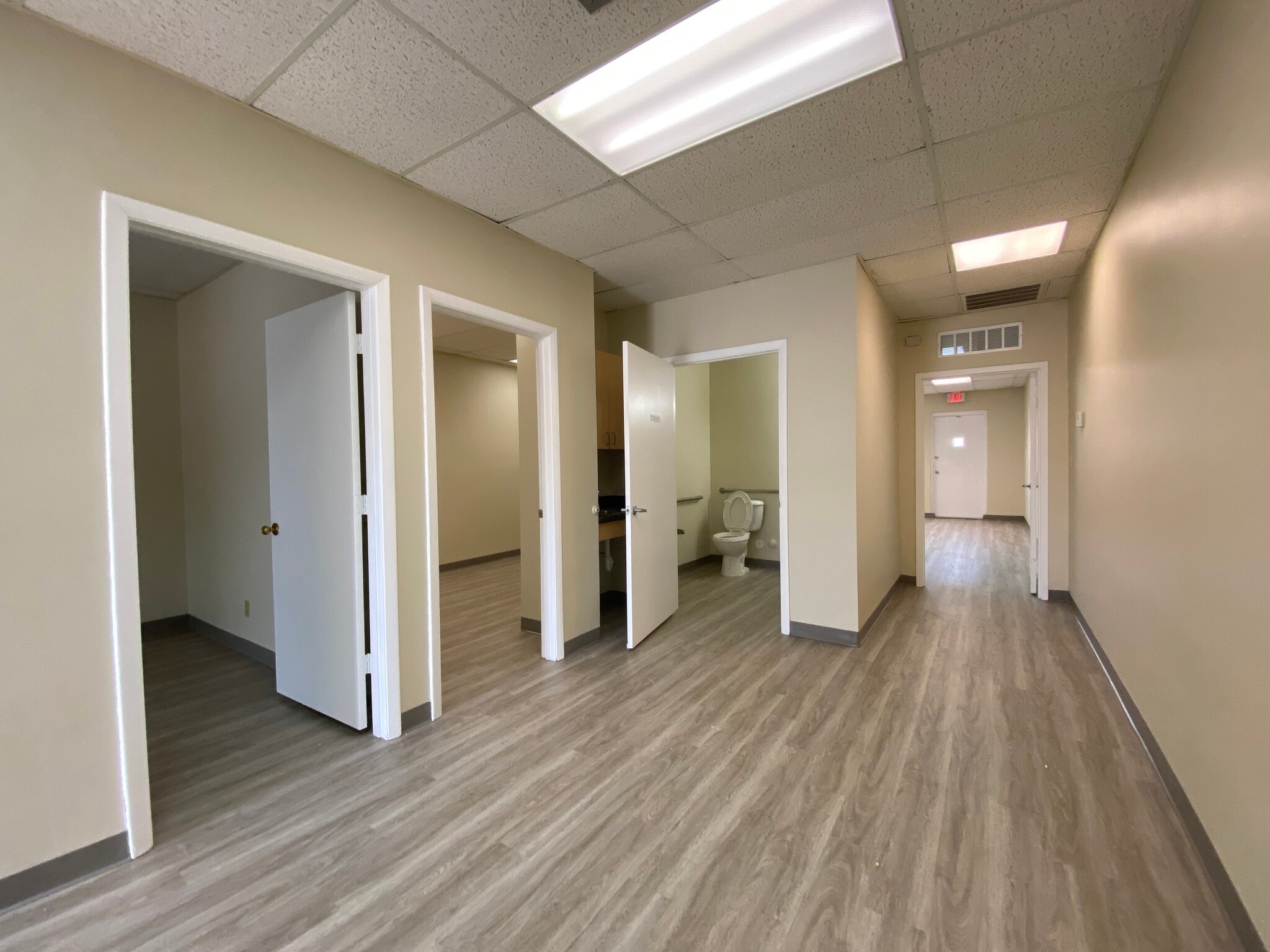 1500 W Cypress Creek Rd, Fort Lauderdale, FL 33309 Cypress Commons