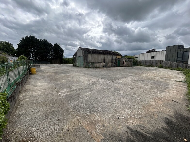 Unit 1 Westbridge Industrial Estate, Tavistock for lease - Primary Photo - Image 1 of 6