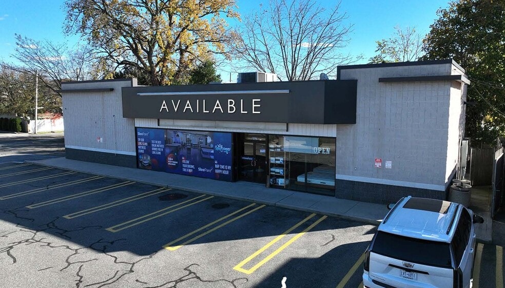 2138 Hempstead Tpke, East Meadow, NY for lease - Building Photo - Image 1 of 8
