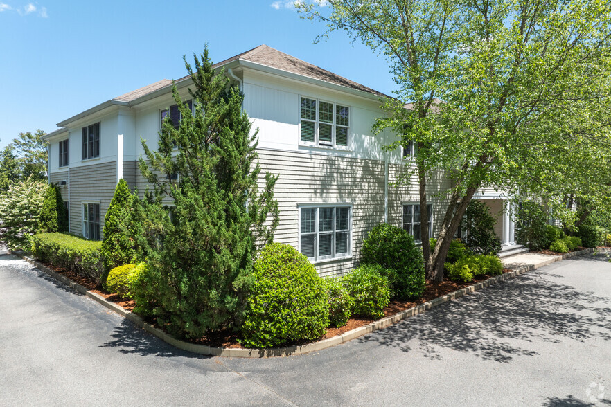 68 Evergreen St, Kingston, MA for lease - Building Photo - Image 1 of 17