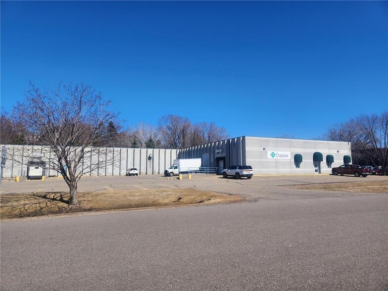 945 Industrial Dr S, Sauk Rapids, MN for sale - Building Photo - Image 1 of 44