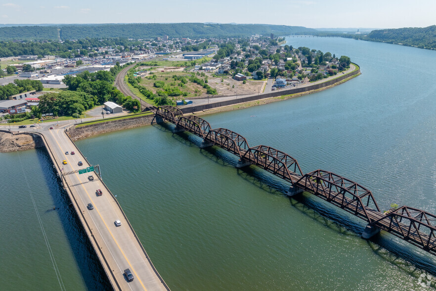 1400 Susquehanna Ave, Sunbury, PA for sale - Aerial - Image 2 of 16