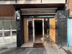 Retail in Castelldefels, Barcelona for lease Interior Photo- Image 1 of 10