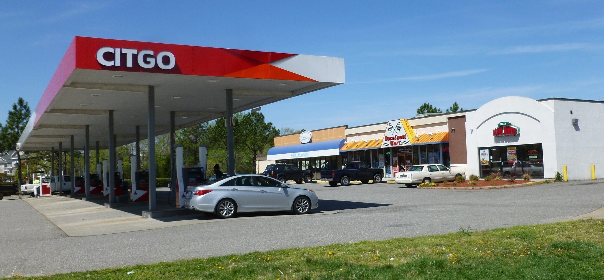 3370 Commander Shepard Blvd, Hampton, VA for sale Primary Photo- Image 1 of 1