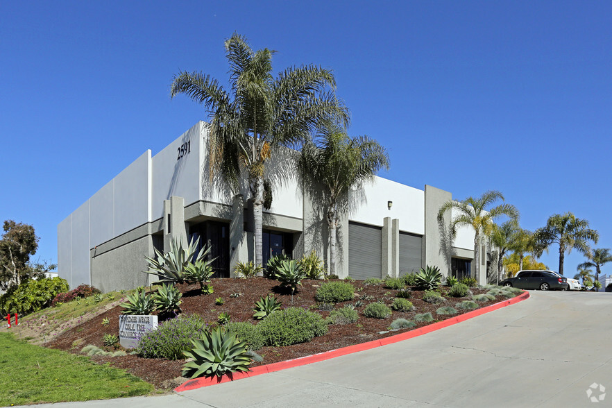 2591 Pioneer Ave, Vista, CA for lease - Building Photo - Image 3 of 4