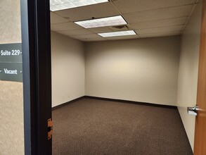 150 Tyler Ave, Hopkins, MN for lease Interior Photo- Image 1 of 2