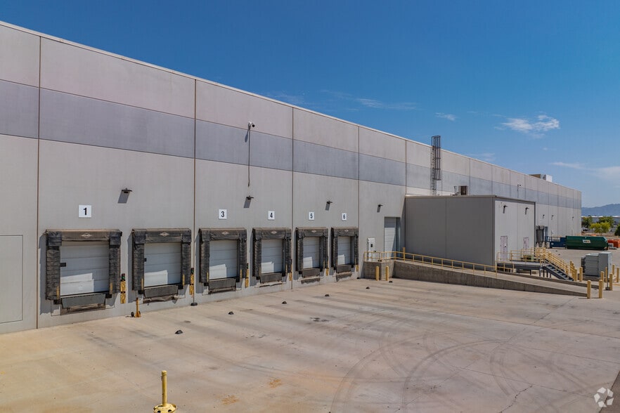 8681 W Washington St, Tolleson, AZ for lease - Building Photo - Image 3 of 21